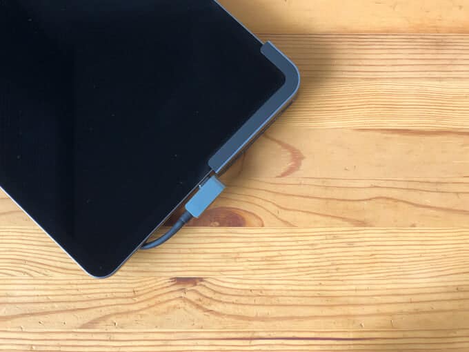 BOLT HUB iPad Pro用USB-Cハブ