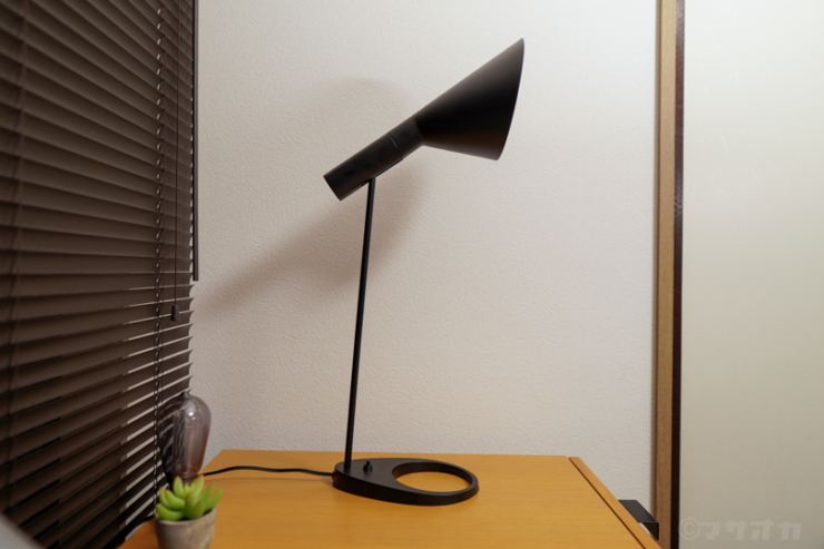 aj-table-lamp-07